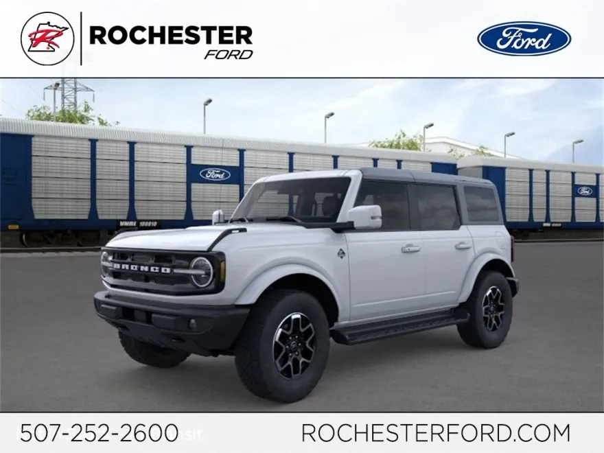 2025 Ford Bronco Outer Banks photo 1