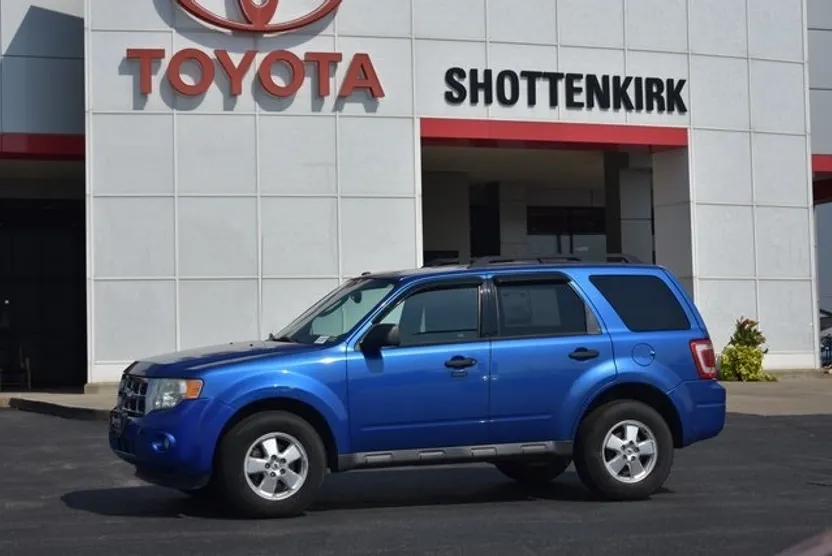 2012 Ford Escape XLT photo 1
