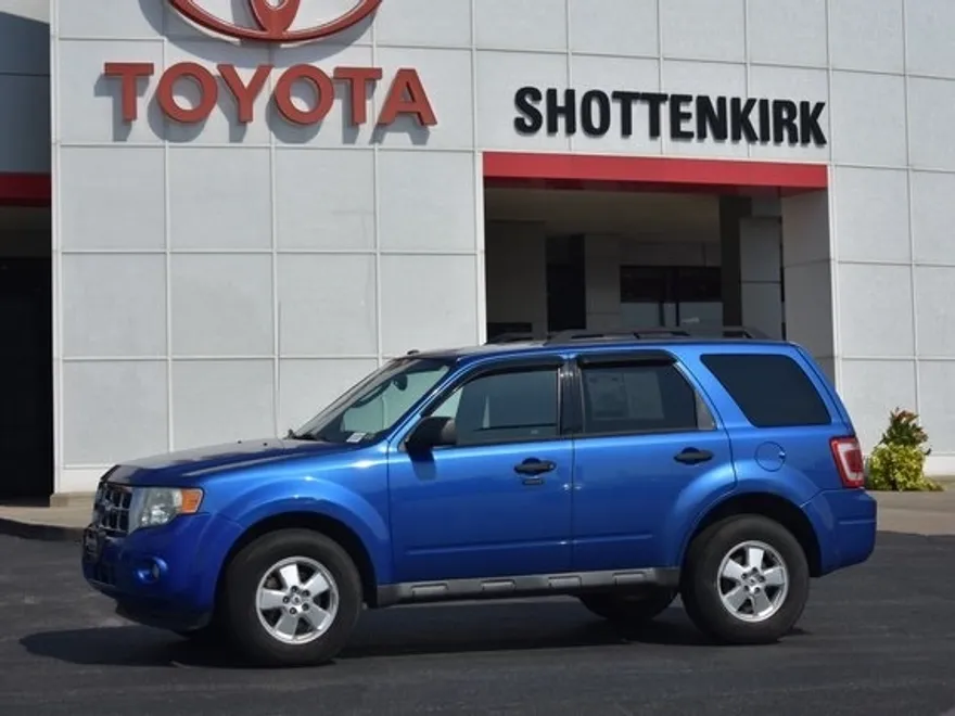 2012 Ford Escape XLT photo 1