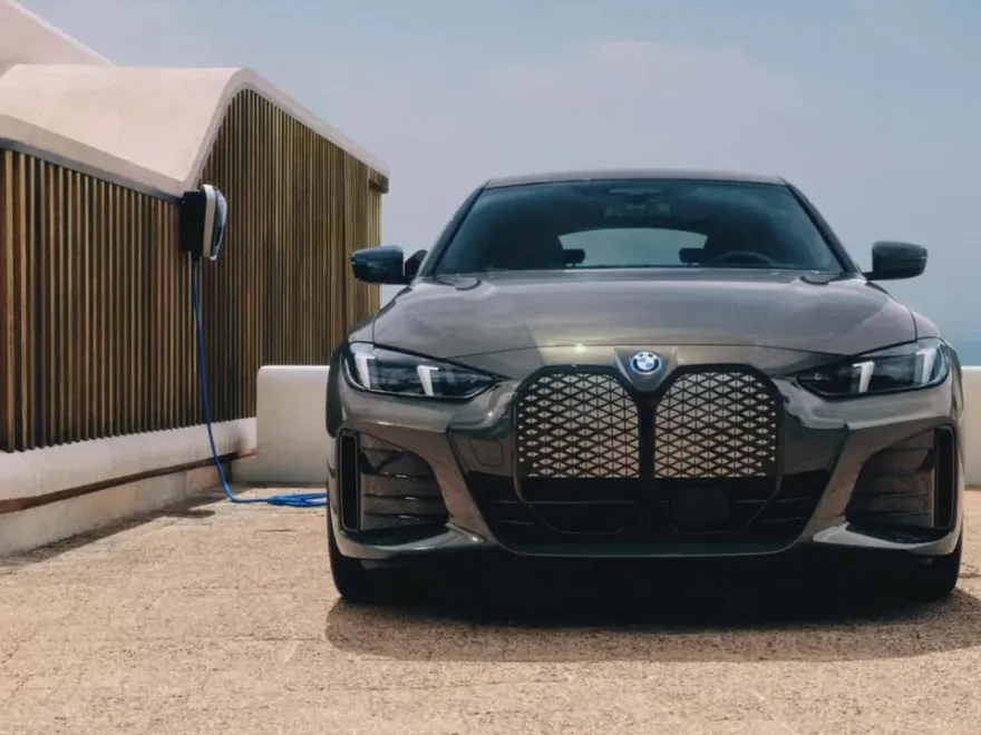 2025 Bmw i4 xDrive40 photo 1