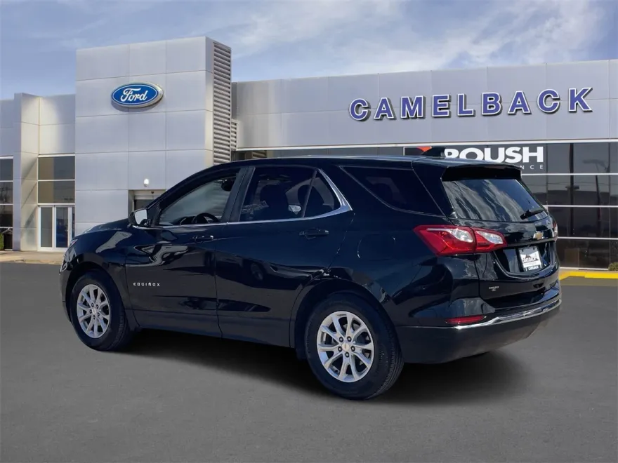 2021 Chevrolet Equinox LT photo 1
