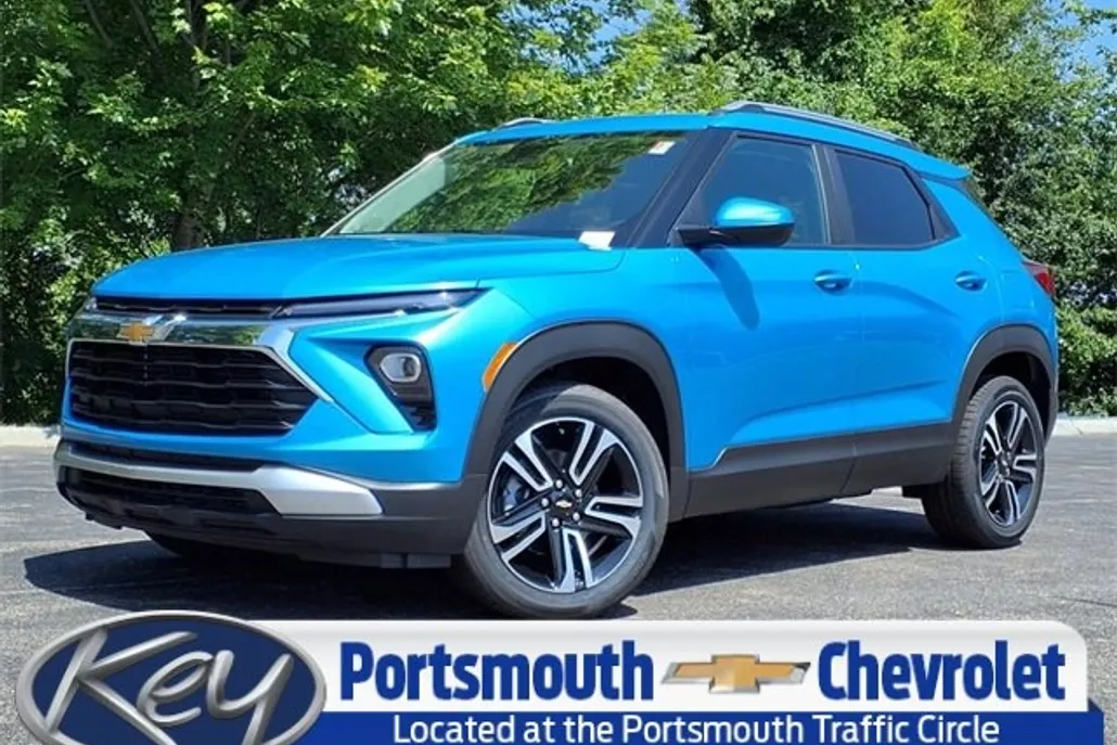 2025 Chevrolet Trailblazer LT photo 1