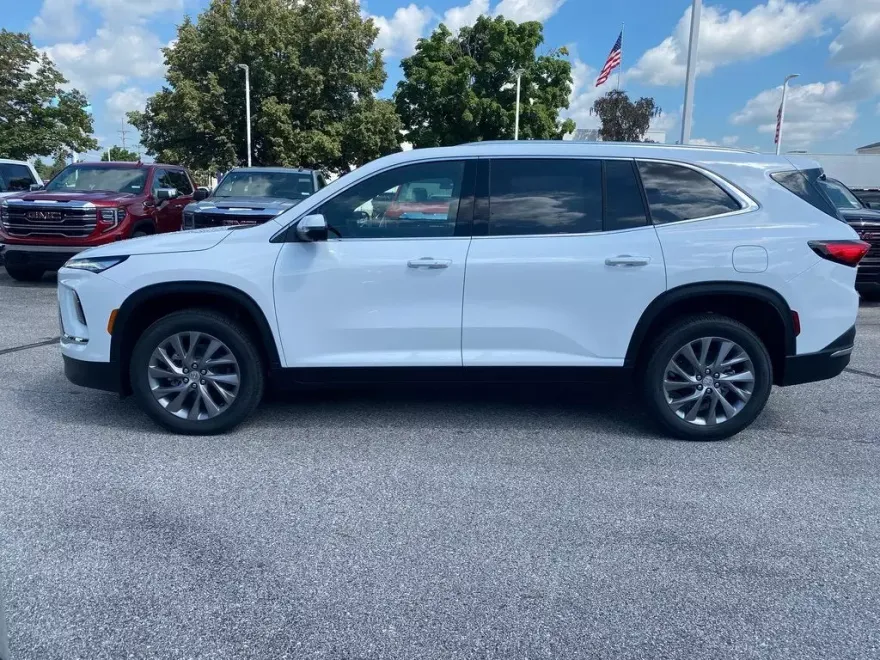 2026 Buick Enclave Preferred photo 1