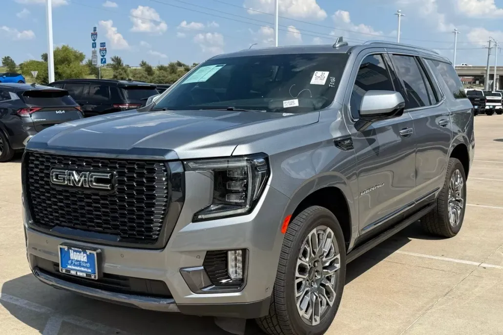 2023 Gmc Yukon Denali Ultimate photo 1