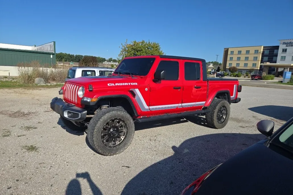2021 Jeep Gladiator Overland photo 1