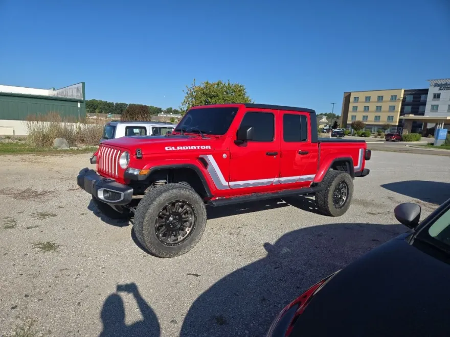 2021 Jeep Gladiator Overland photo 1