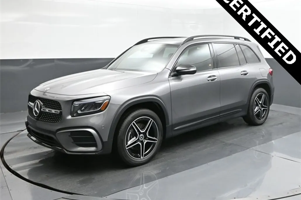 2024 Mercedes Benz GLB 250 photo 1