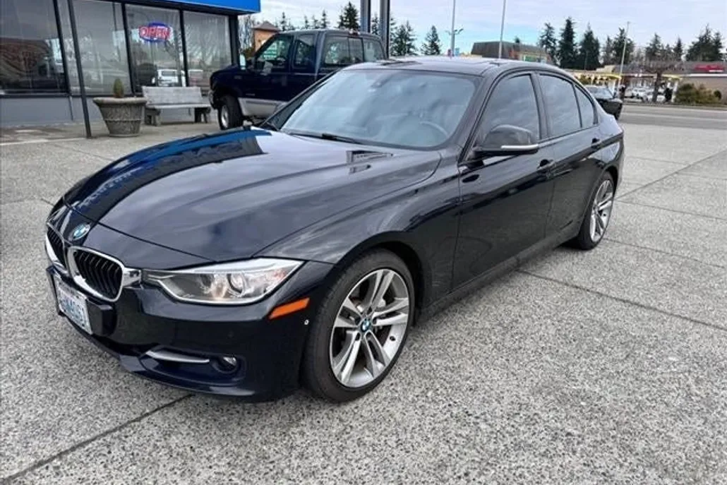2012 Bmw 335i Sedan photo 1