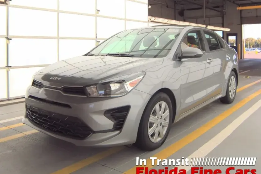 2023 Kia Rio LX S photo 1