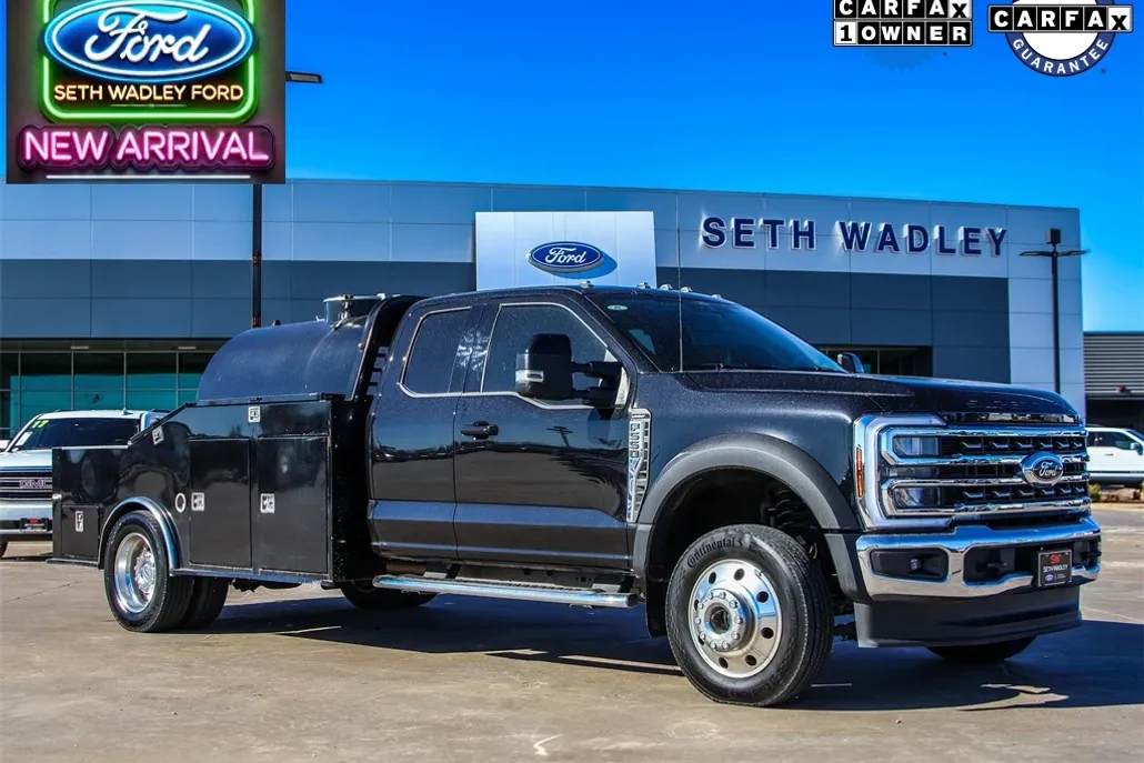 2024 Ford F-550 photo 1
