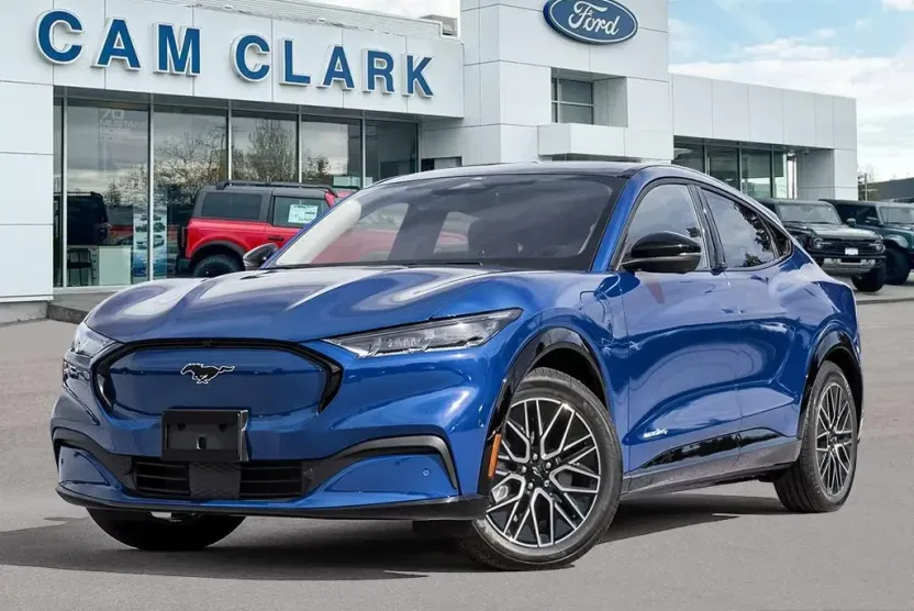 2025 Ford Mustang Mach-E Premium photo 1