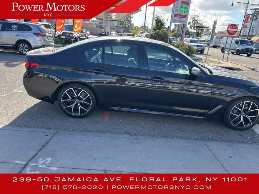 2022 Bmw M550i xDrive photo 1