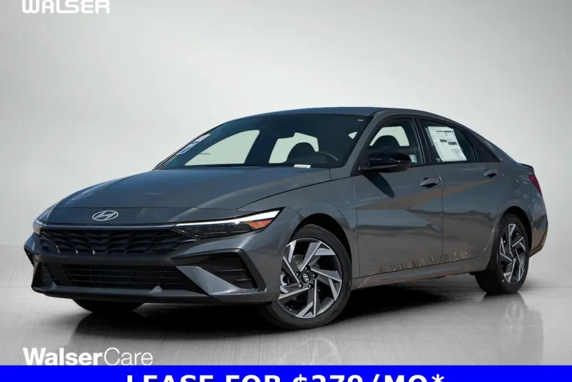 2025 Hyundai Elantra SEL Sport photo 1