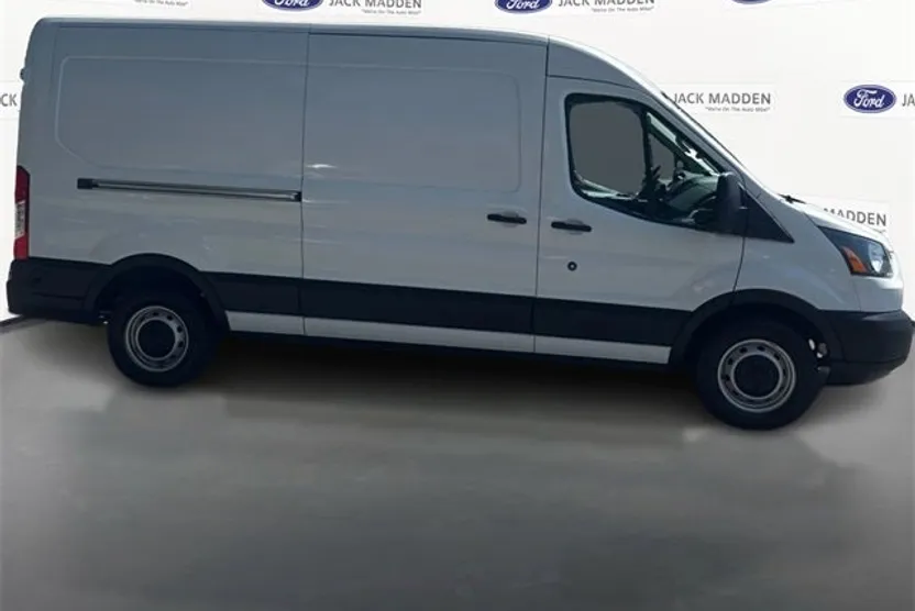 2019 Ford Transit photo 1