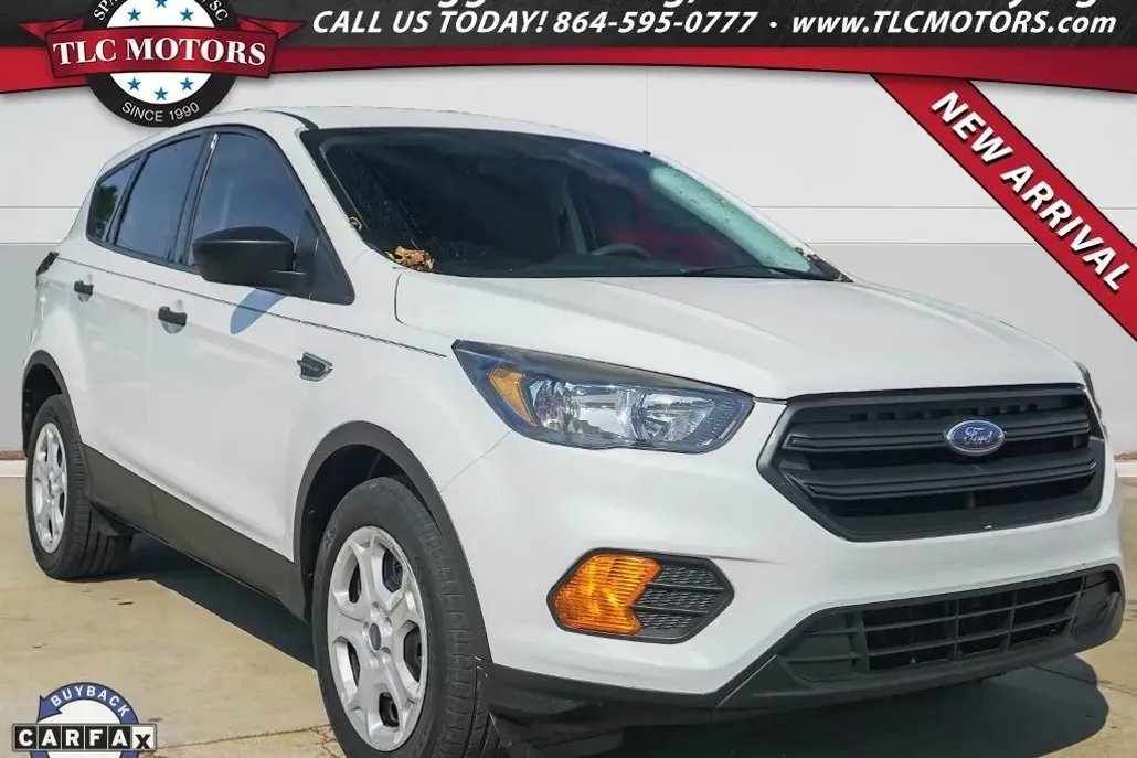 2019 Ford Escape S photo 1