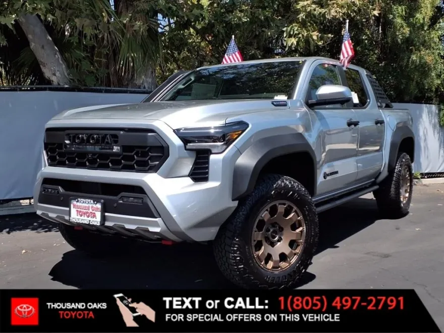 2025 Toyota Tacoma Trailhunter photo 1