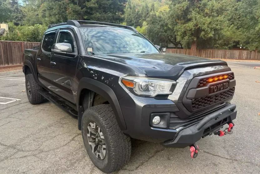 2016 Toyota Tacoma SR5 Sport TRD Pro photo 1