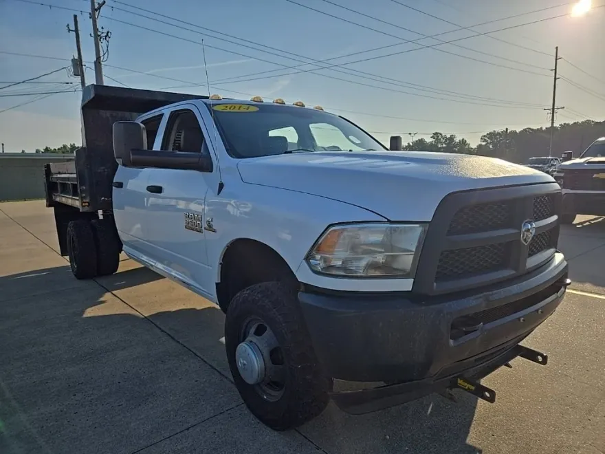 2014 Ram 3500 Tradesman SLT Laramie photo 1