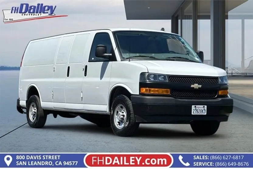 2022 Chevrolet Express Cargo 2500 photo 1