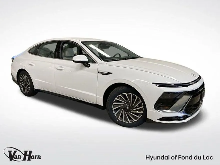 2025 Hyundai Sonata Hybrid SEL photo 1