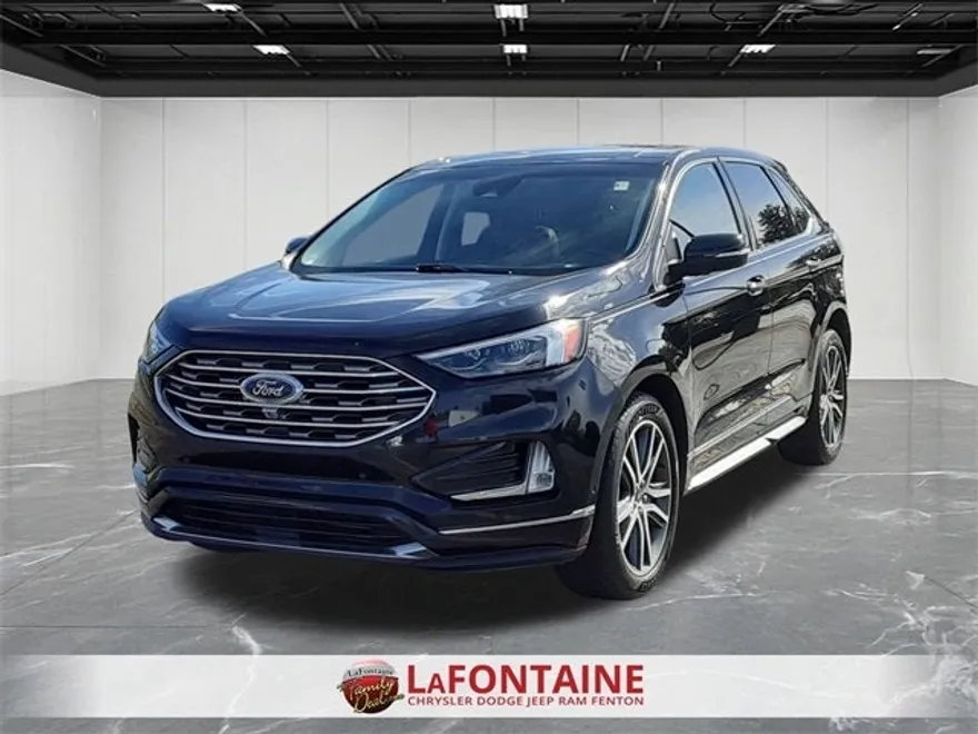2019 Ford Edge Titanium photo 1