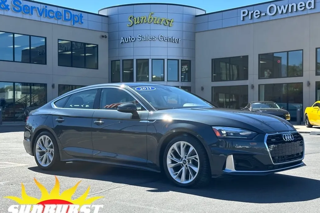 2021 Audi A5 Premium 40 TFSI Quattro photo 1