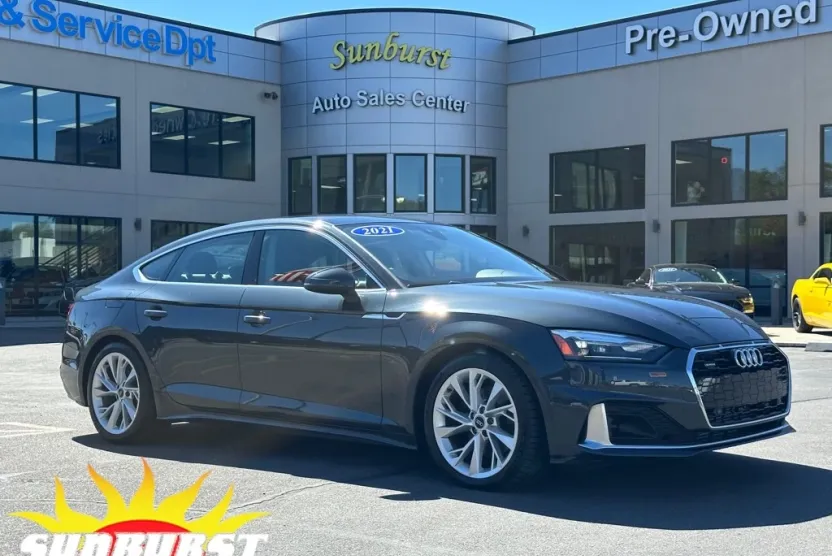 2021 Audi A5 Premium 40 TFSI Quattro photo 1