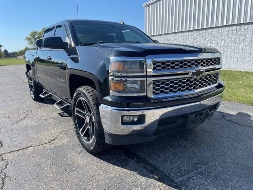 2014 Chevrolet Silverado 1500 LT photo 1