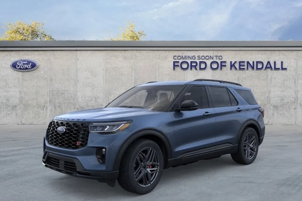 2025 Ford Explorer ST photo 1