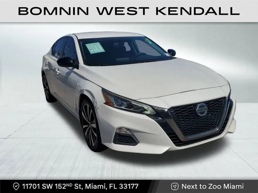 2019 Nissan Altima 2.5 SR photo 1