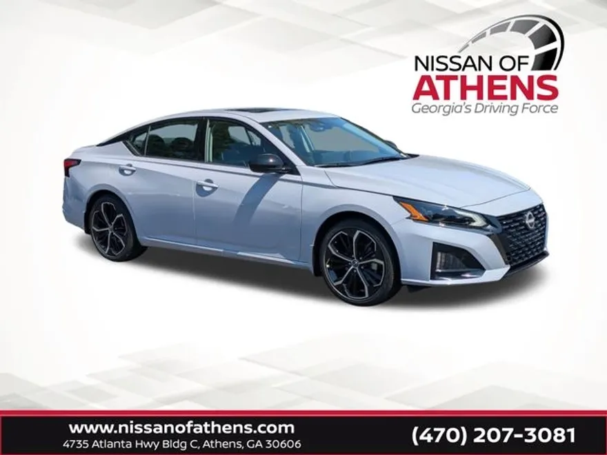 2025 Nissan Altima 2.5 SR photo 1