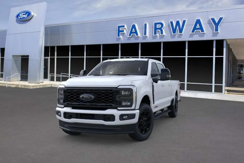 2025 Ford F-350 Lariat photo 1