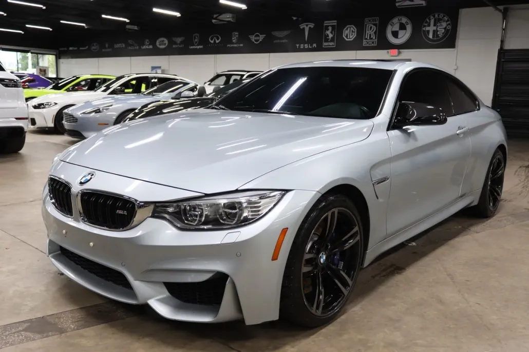 2016 Bmw M4 Coupe photo 1