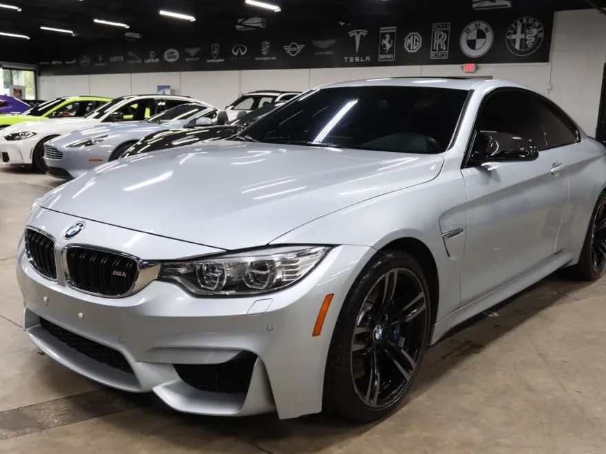 2016 Bmw M4 Coupe photo 1
