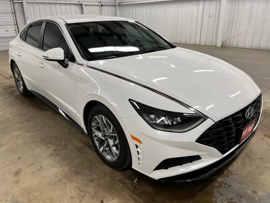 2023 Hyundai Sonata SEL photo 1