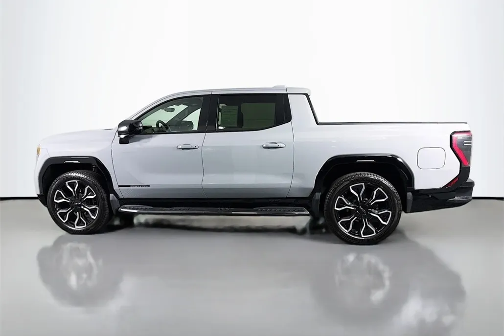 2025 Gmc Sierra EV Denali photo 1