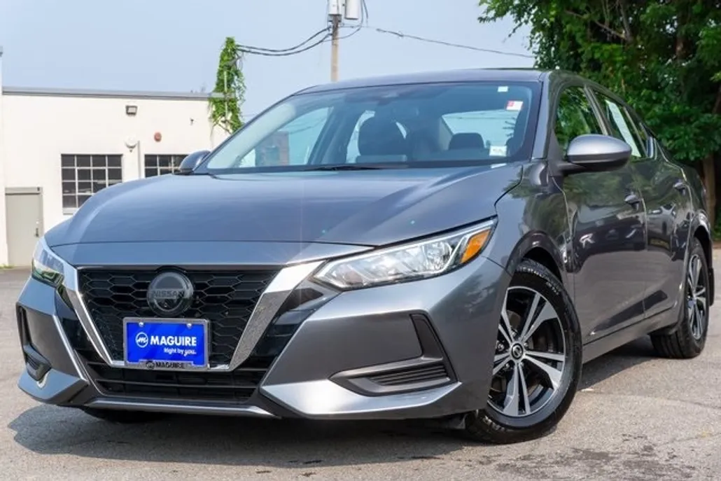 2022 Nissan Sentra SV photo 1