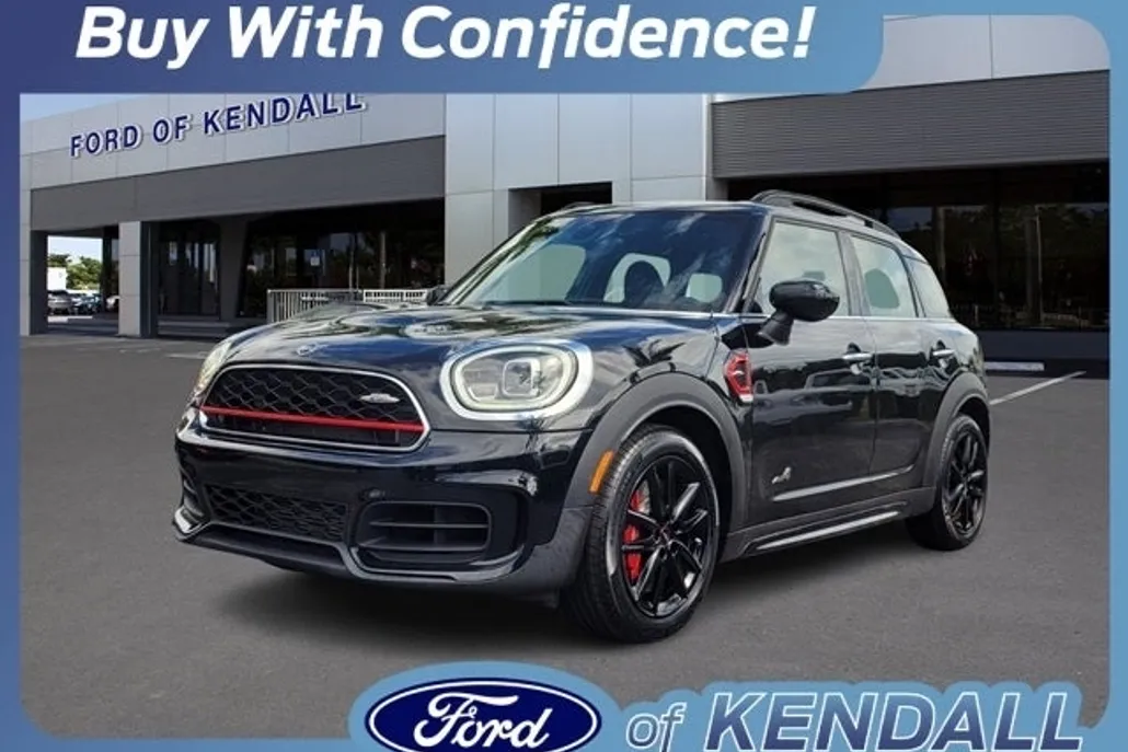 2022 Mini Countryman John Cooper Works photo 1