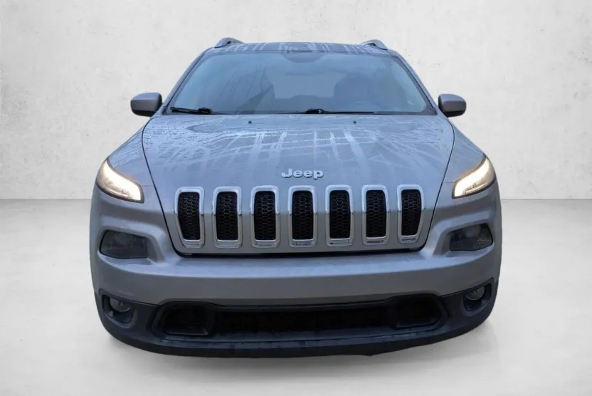 2017 Jeep Cherokee Latitude photo 1