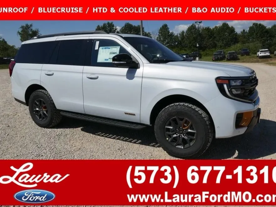 2025 Ford Expedition photo 1