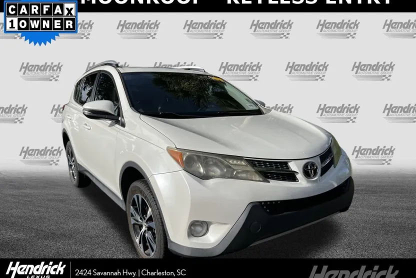 2015 Toyota RAV4 Limited photo 1