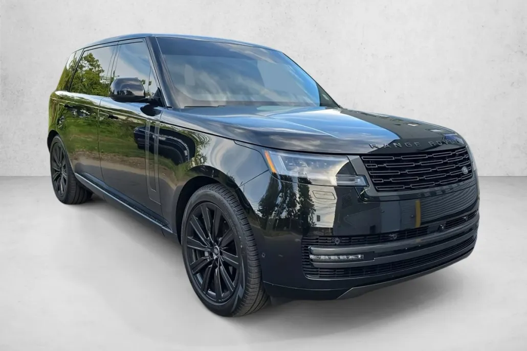 2025 Land Rover Range Rover SE photo 1