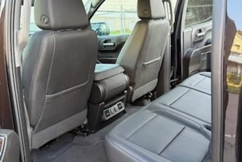 2019 Gmc Sierra 1500 SLT photo 1