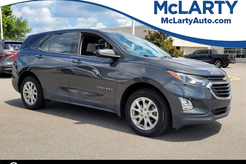 2018 Chevrolet Equinox LS photo 1