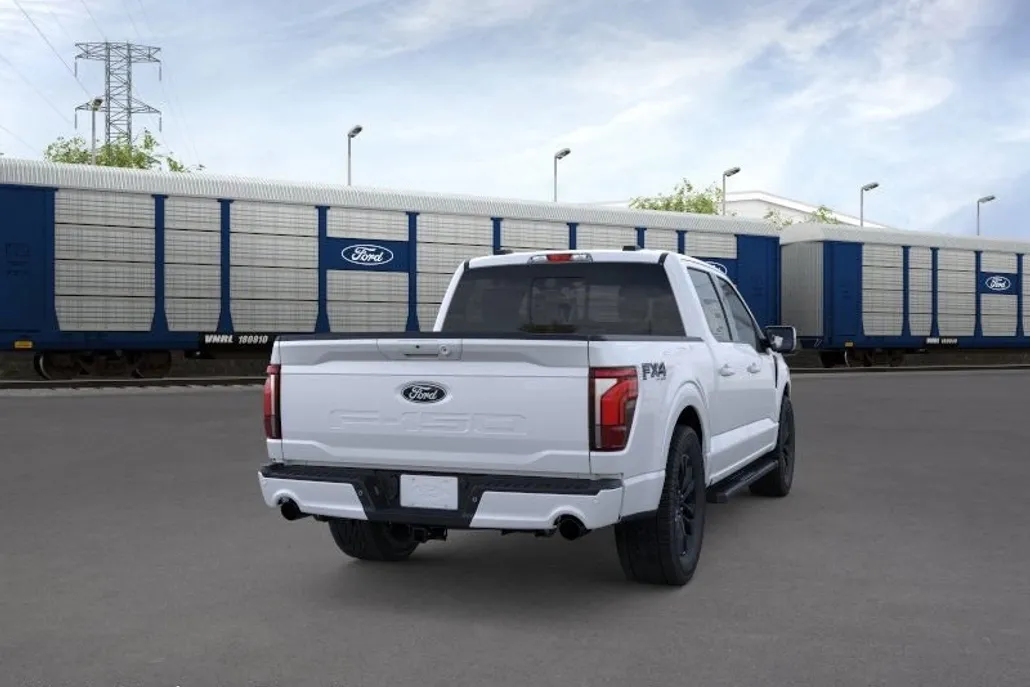 2025 Ford F-150 Lariat photo 1