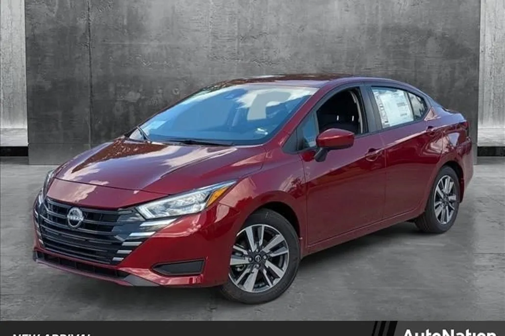 2025 Nissan Versa SV photo 1