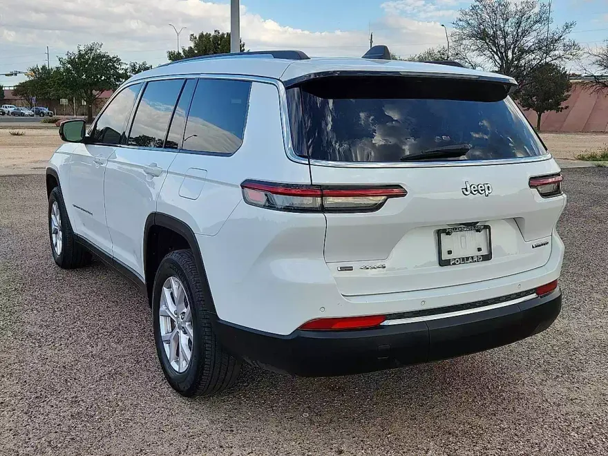 2022 Jeep Grand Cherokee Limited photo 1
