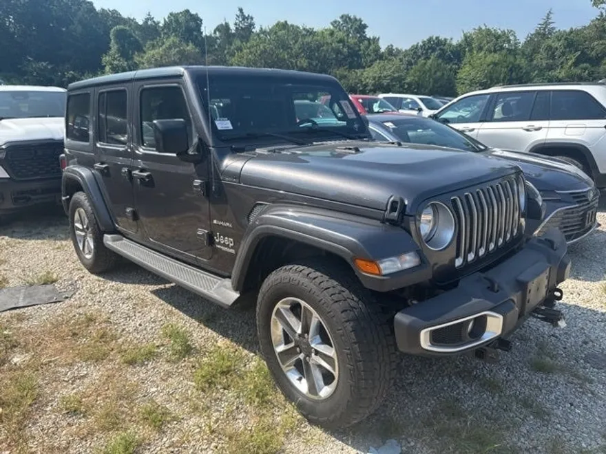 2020 Jeep Wrangler Unlimited Sahara photo 1