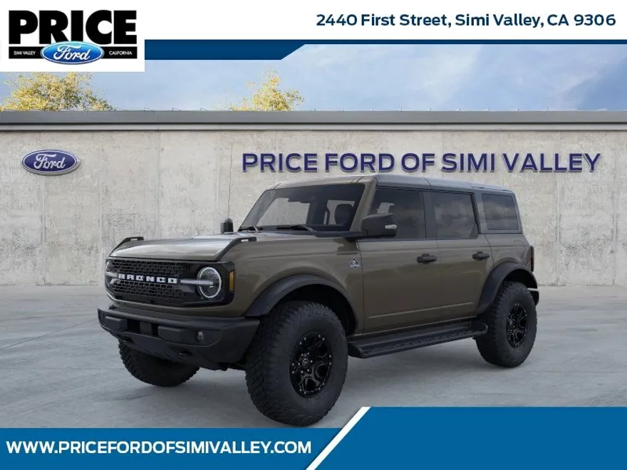 2025 Ford Bronco Outer Banks photo 1