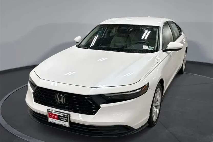 2024 Honda Accord LX photo 1